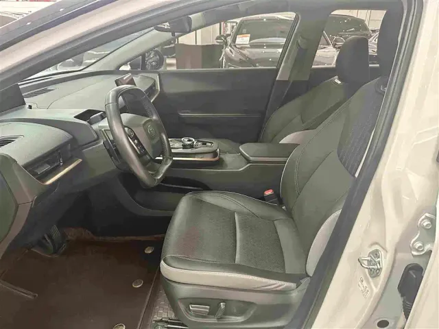 Toyota bZ3 — Фото автомобиля 9