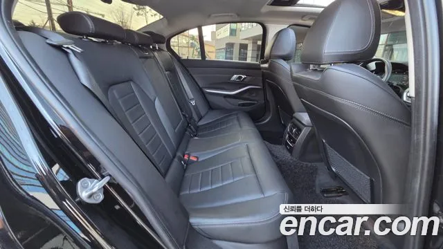 BMW 3-Series 3 серия (G20) 320i Luxury — Фото автомобиля 14