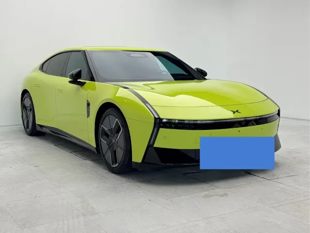Xpeng P7 — Фото автомобиля 2