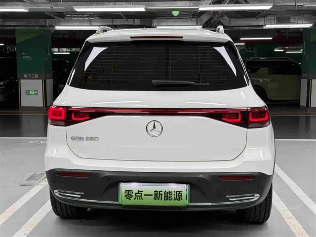 Mercedes-Benz EQB — Фото автомобиля 5