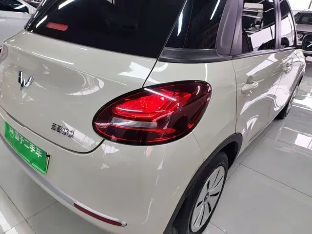 Wuling Bingo — Фото автомобиля 7