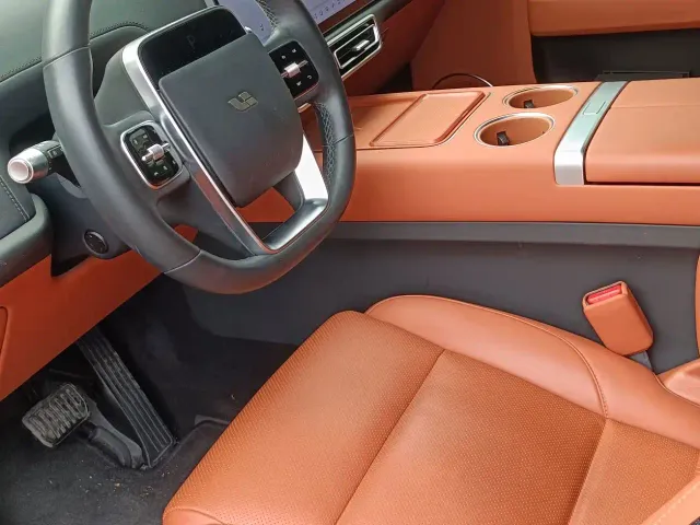 Li Auto L7 — Фото автомобиля 5