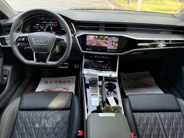 Audi A7 — Фото автомобиля 9