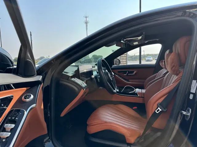 Mercedes-Benz S-Class — Фото автомобиля 2