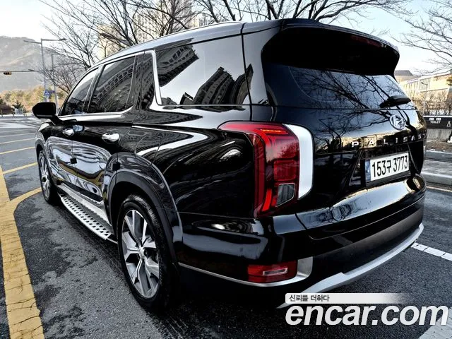 Hyundai Palisade Palisade Дизель 2.2 2WD — Фото автомобиля 6
