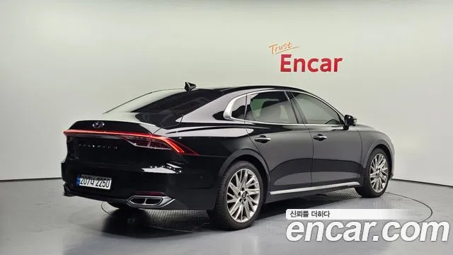 Hyundai Grandeur — Фото автомобиля 2