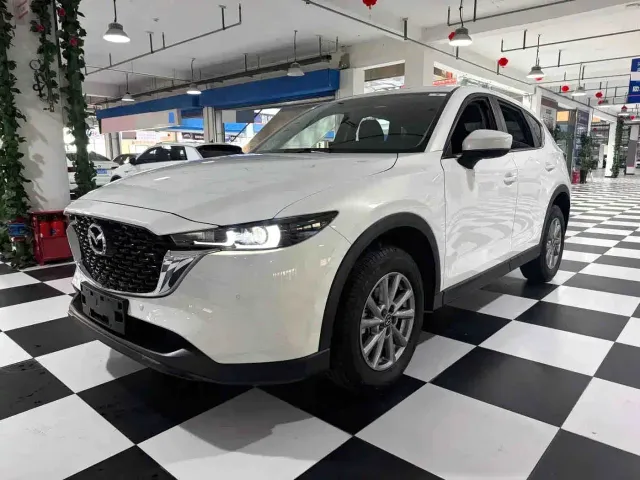 Фотография автомобиля — Mazda CX-5