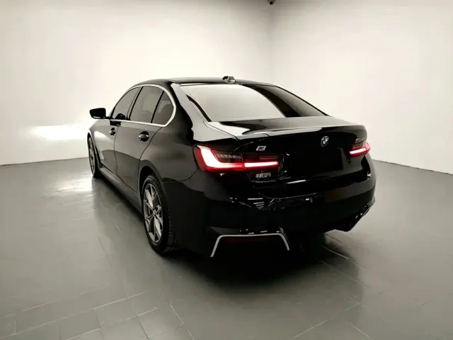 BMW i3 — Фото автомобиля 5