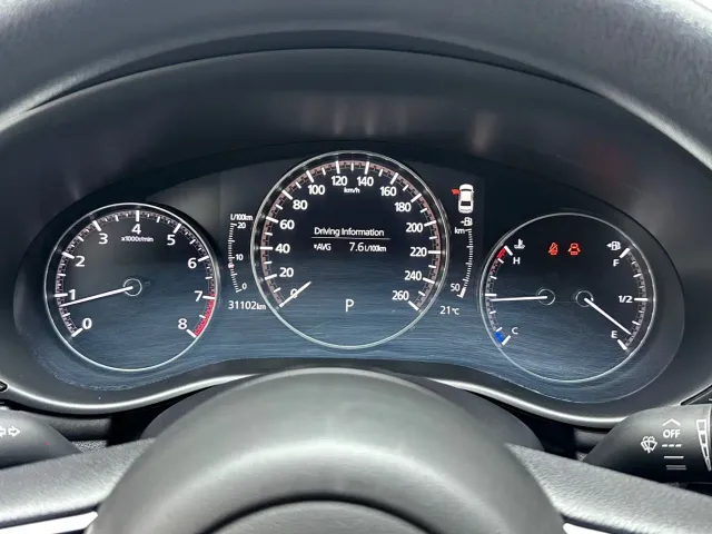 Mazda Axela — Фото автомобиля 21
