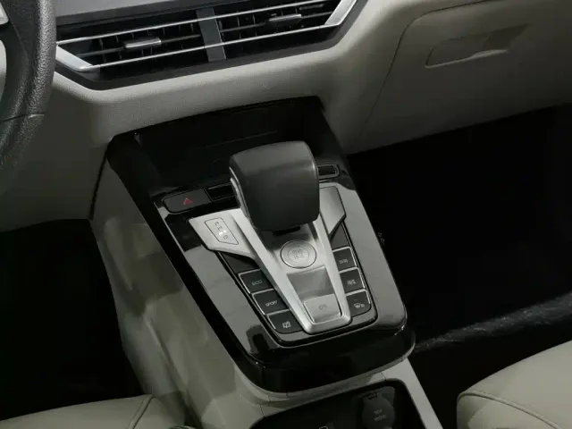 BYD Yuan Pro — Фото автомобиля 13