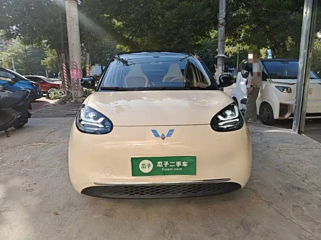 Wuling Bingo — Фото автомобиля 2