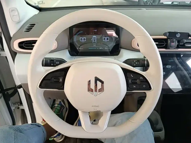 Leapmotor T03 — Фото автомобиля 10