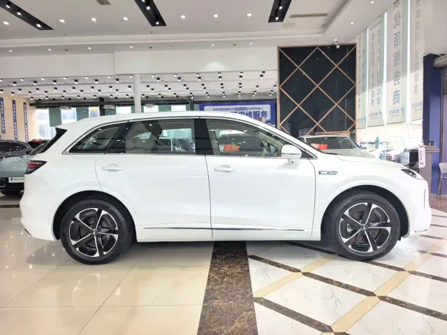 Shangjie SUV — Фото автомобиля 20