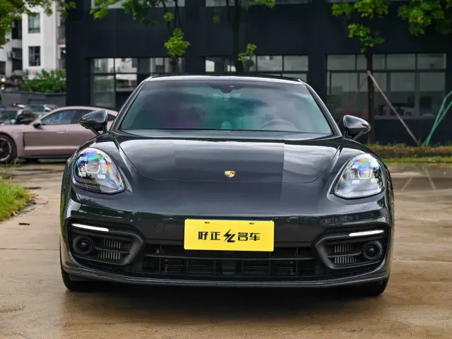 Porsche Panamera — Фото автомобиля 2