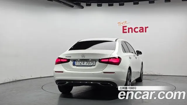 Mercedes-Benz A-Class — Фото автомобиля 4