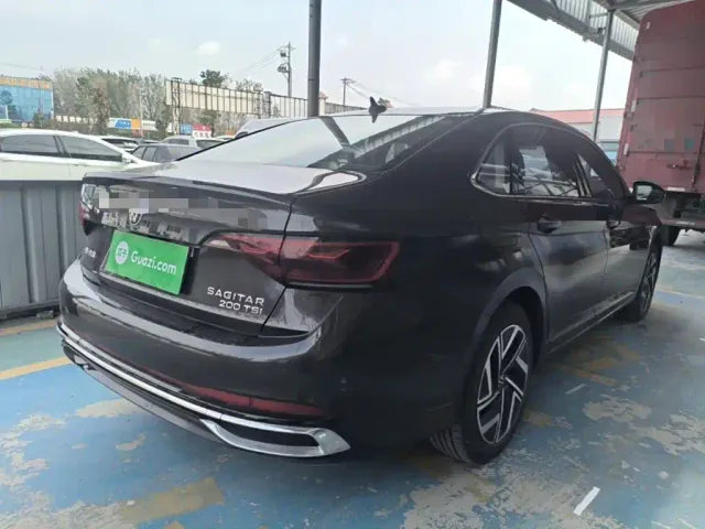 Volkswagen Sagitar — Фото автомобиля 6