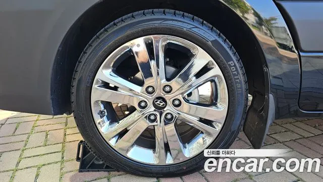 Hyundai Solati Solati 15 мест — Фото автомобиля 5