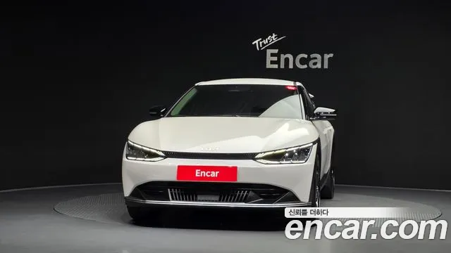 Kia EV6 — Фото автомобиля 3