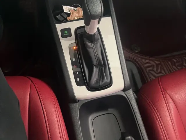 Honda Fit — Фото автомобиля 10
