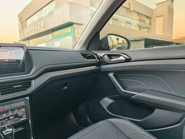 Volkswagen Tharu — Фото автомобиля 10