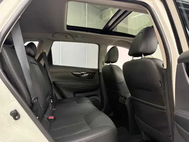 Nissan X-Trail — Фото автомобиля 8