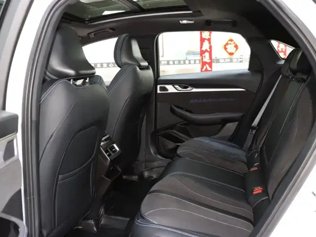 Geely Xingrui — Фото автомобиля 10