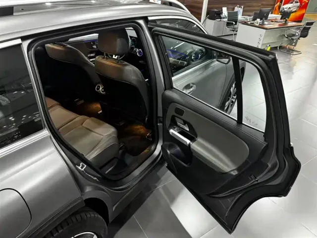 Mercedes-Benz EQB — Фото автомобиля 18
