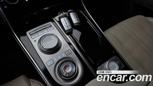 Genesis GV80 — Фото автомобиля 12