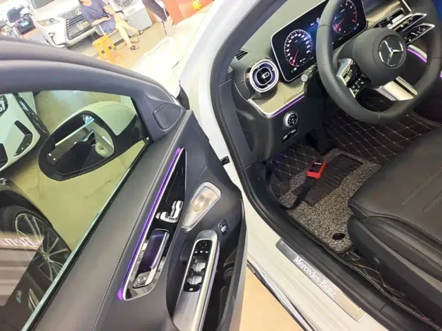 Mercedes-Benz C-Class — Фото автомобиля 15