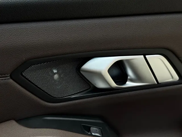 BMW 3 Series — Фото автомобиля 14