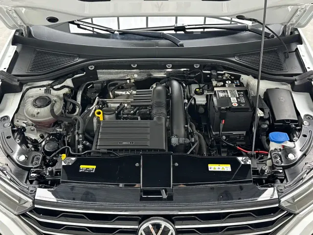 Volkswagen T-Roc — Фото автомобиля 15