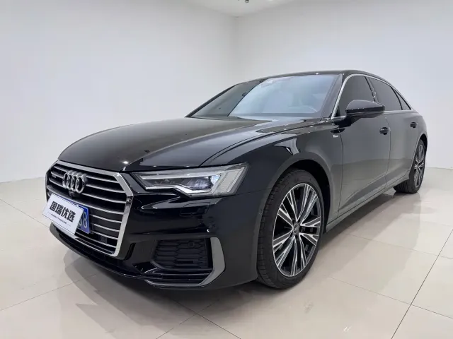 Фотография автомобиля — Audi A6L