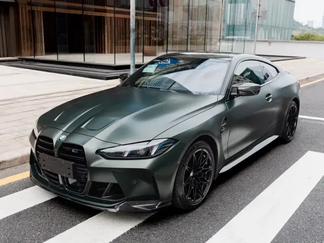 Фотография автомобиля — BMW M4