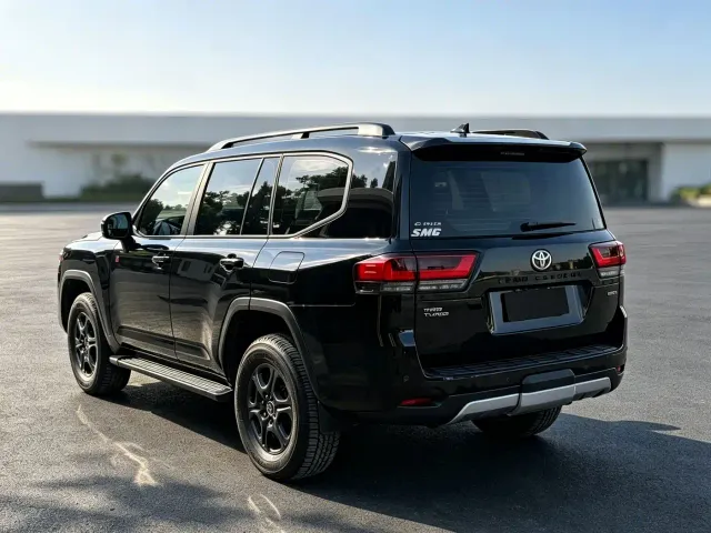 Toyota Land Cruiser — Фото автомобиля 6
