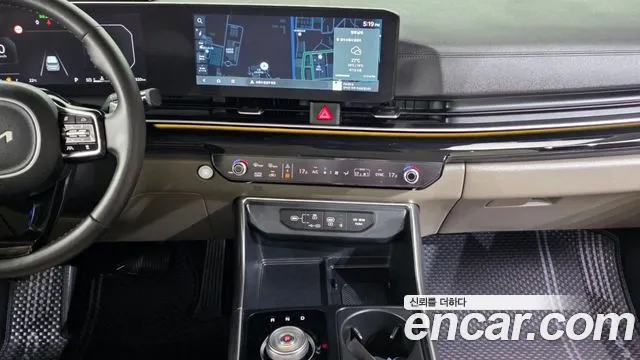 Kia Carnival Generation 4 — Фото автомобиля 18
