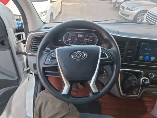 Maxus Xintu V80 — Фото автомобиля 10