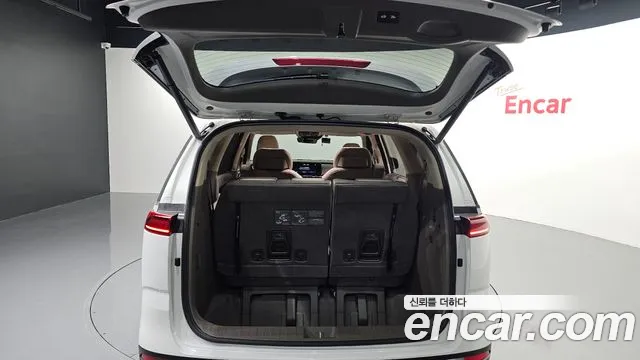 Kia Canival Carnival 4 поколение Бензин 7 мест Signature — Фото автомобиля 29