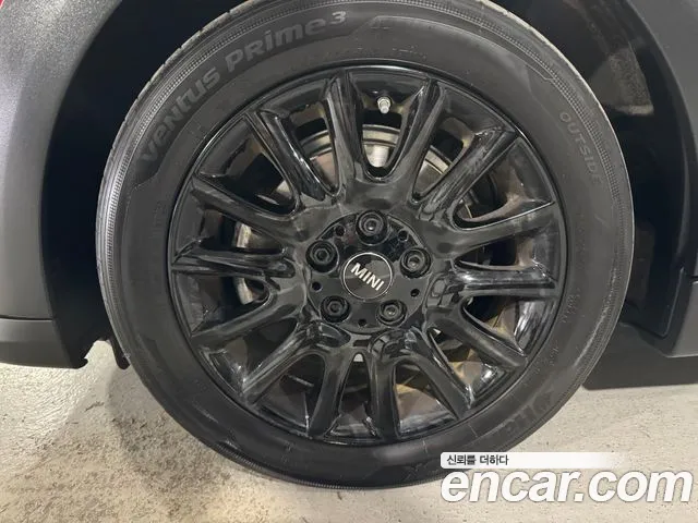 MINI Cooper — Фото автомобиля 5