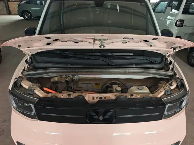 Wuling Hongguang Mini EV — Фото автомобиля 19