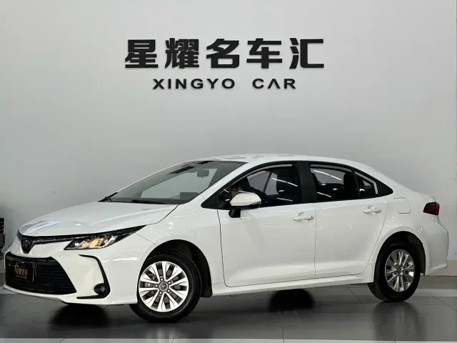 Фотография автомобиля — Toyota Corolla