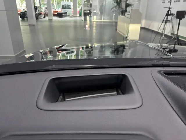 Mercedes-Benz Maybach S-Class — Фото автомобиля 14