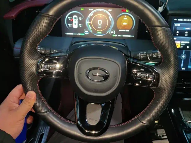 GAC Trumpchi M8 — Фото автомобиля 15
