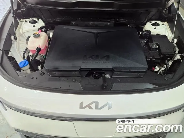 Kia Niro — Фото автомобиля 9