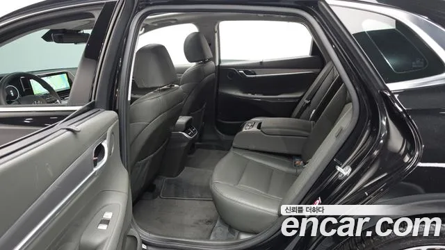 Hyundai Grandeur Новый Grandeur IG — Фото автомобиля 11