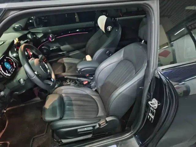 MINI Hatch — Фото автомобиля 14