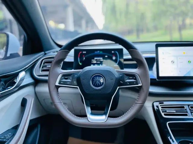 BYD Qin PLUS — Фото автомобиля 5