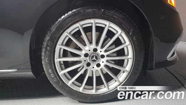 Mercedes-Benz E-Class W213 — Фото автомобиля 6