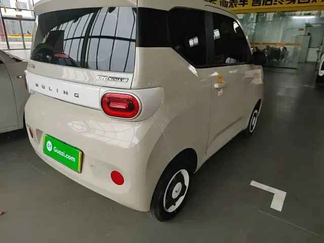Wuling Hongguang Mini EV — Фото автомобиля 6