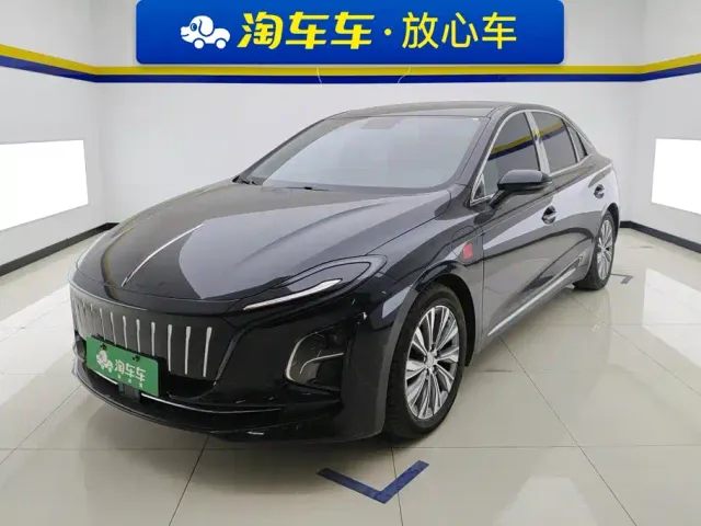 Фотография автомобиля — Hongqi E-QM5