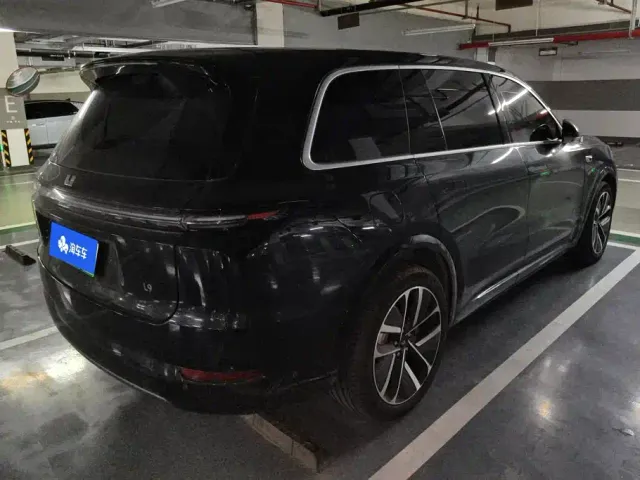 Li Auto L9 — Фото автомобиля 3
